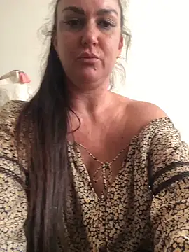 BELLAMORGANE1 online show from October 14, 3:14 pm