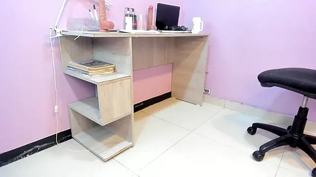 Snapshot of Samantha__cooper chatting on September 27, 3:41 pm Samantha  cooper online show from September 27, 3:41 pm