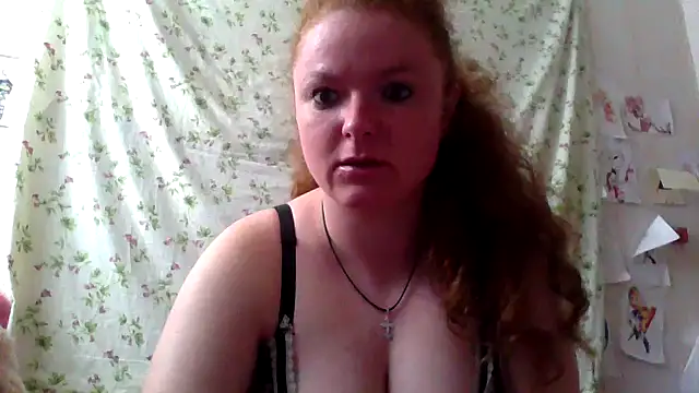 Rae Jeannie online show from May 6, 6:39 am