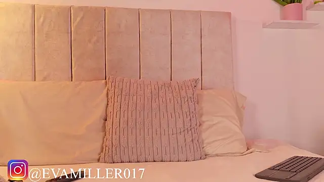 eva miller7 online show from June 3, 2:33 pm