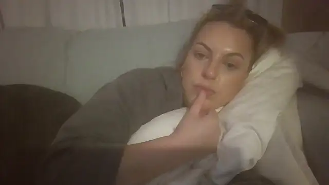 Gigi-Honey online show from October 12, 9:28 pm