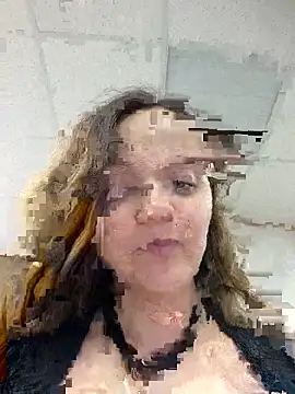 TheYourL online show from April 8, 9:39 pm