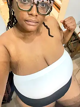 Thundercoco online show from October 11, 4:42 pm
