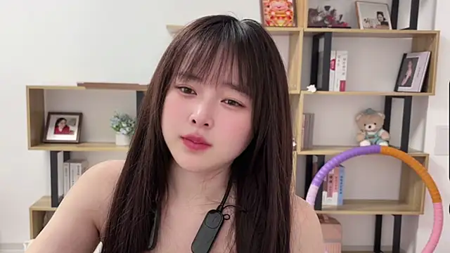 Chenjing0 online show from March 17, 1:26 pm