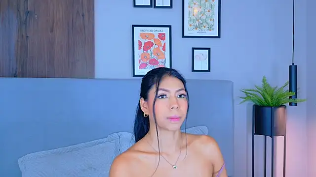 AbieHills online show from March 17, 11:25 am