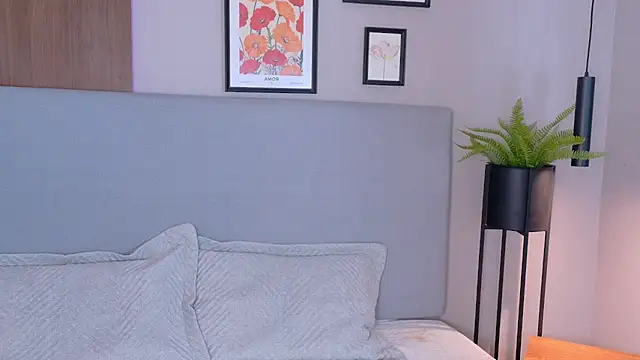 AbieHills online show from March 9, 11:35 am