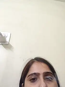 shreya1765 online show from November 23, 4:30 pm