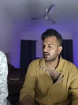 MAGNETICDADDY8 online show from April 2, 4:37 pm