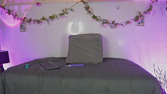 bri cullen online show from October 2, 2:33 pm