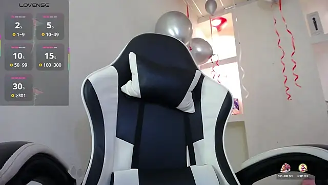 Anniee x online show from November 22, 1:03 pm