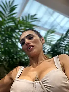 Samantha bigboobs online show from September 11, 10:10 pm