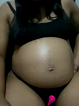 Mariaapimentinha online show from October 6, 12:49 am