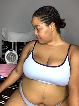 sexytinashe21 online show from December 15, 7:41 pm