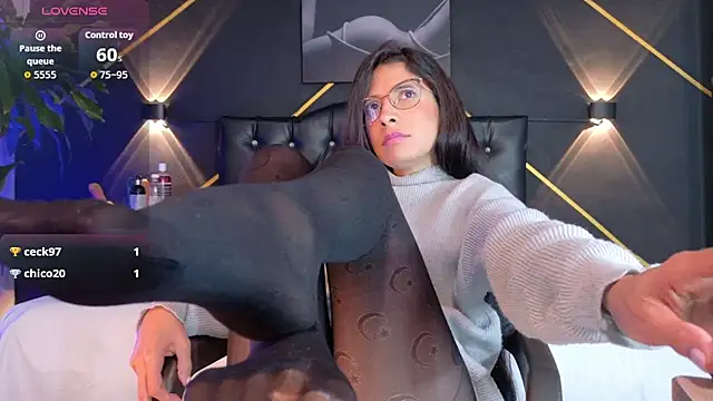 amabel zambrano online show from November 18, 12:28 pm