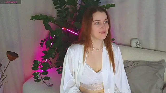 EllieGarson online show from November 1, 5:17 pm