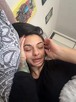 NNNoire online show from February 1, 1:21 pm