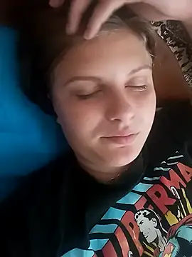 Lauren Amabel online show from November 6, 8:42 am