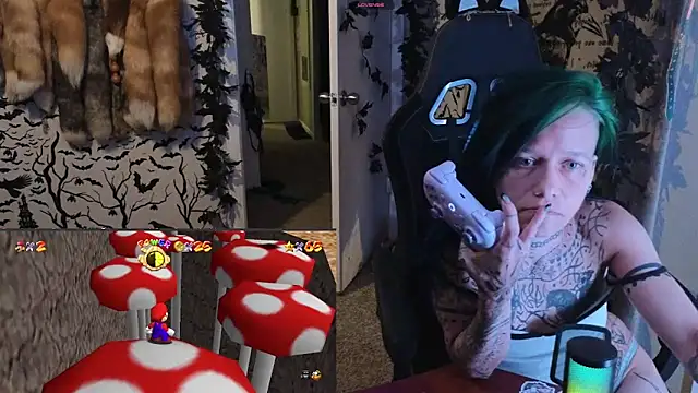 trashbrat online show from September 22, 8:13 am