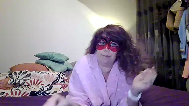 sweetinside  online show from February 18, 5:45 pm