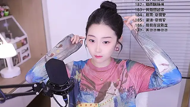 Muzi-sing online show from April 7, 12:07 pm