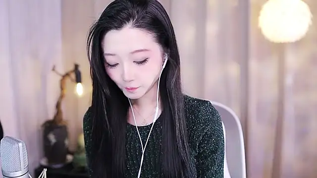 Zoe-99 online show from February 5, 2:20 pm