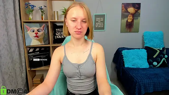 Snapshot of BeautyBlondy chatting on September 24, 5:50 am BeautyBlondy online show from September 24, 5:50 am