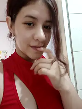 MiaQueen021 online show from September 29, 4:23 pm