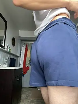 tgirlhottie69 online show from October 13, 7:49 pm