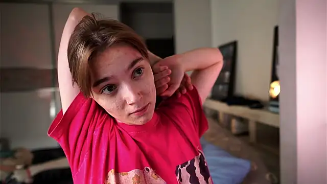 ileanacampbe online show from September 16, 4:53 am