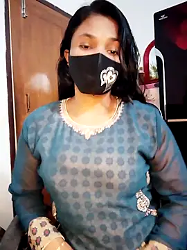Snapshot of Tina-Sen chatting on October 8, 5:39 pm Tina-Sen online show from October 8, 5:39 pm