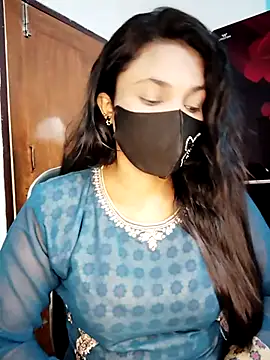 Snapshot of Tina-Sen chatting on October 13, 5:48 pm Tina-Sen online show from October 13, 5:48 pm