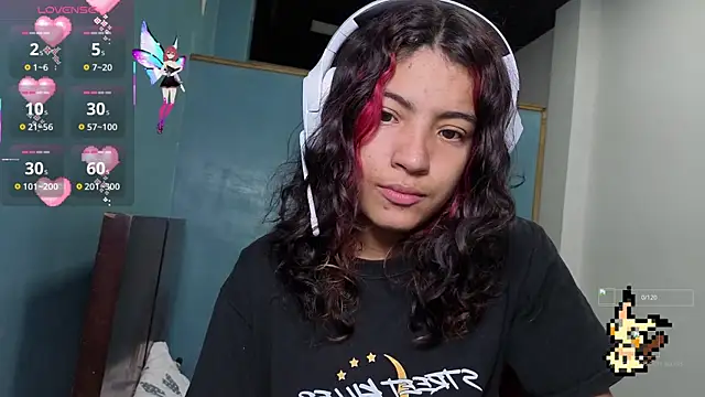 Lovelyamyy online show from October 18, 2:42 pm