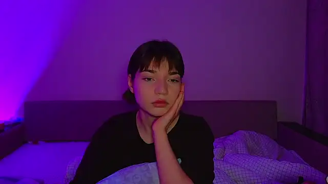 CassJonn online show from October 31, 5:06 pm