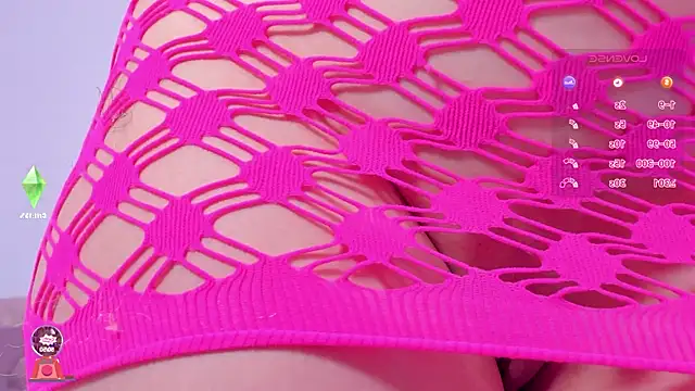 Snapshot of shatall_rouge chatting on October 25, 10:49 pm shatall rouge online show from October 25, 10:49 pm