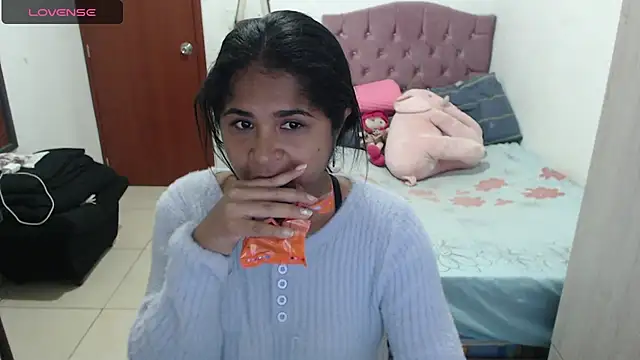 Snapshot of july-feria chatting on October 1, 10:04 pm july-feria online show from October 1, 10:04 pm