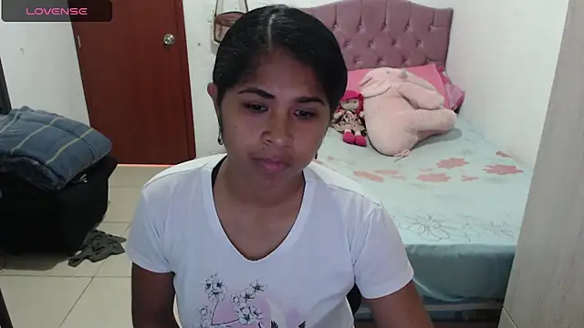 Snapshot of july-feria chatting on October 3, 4:34 pm july-feria online show from October 3, 4:34 pm