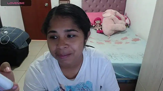 Snapshot of july-feria chatting on October 11, 5:15 pm july-feria online show from October 11, 5:15 pm
