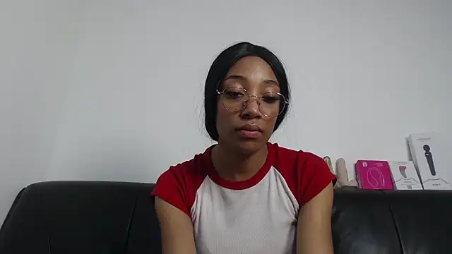 esmeralda-bk online show from September 16, 9:34 pm