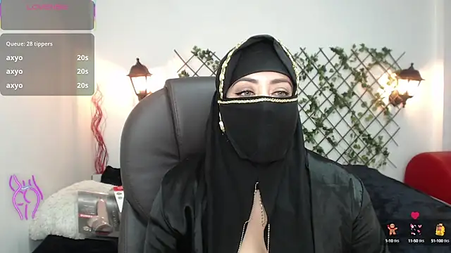Snapshot of zahra_Jalid chatting on October 11, 10:23 pm zahra Jalid online show from October 11, 10:23 pm