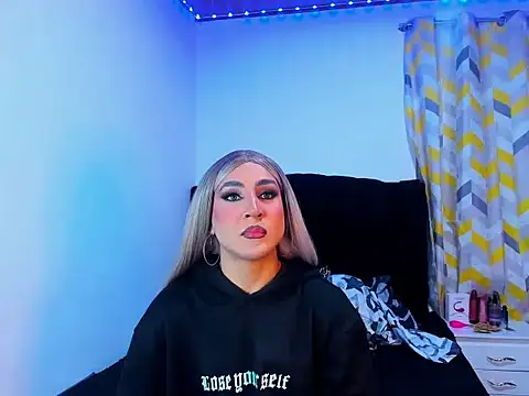 Georgina Giio online show from November 7, 9:04 am