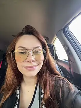 Kelley Allie online show from April 6, 8:37 am