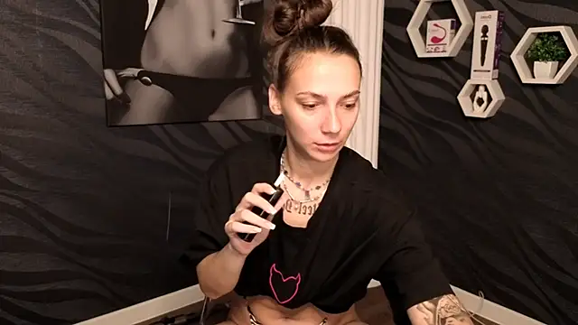 annabishop online show from October 5, 1:21 am