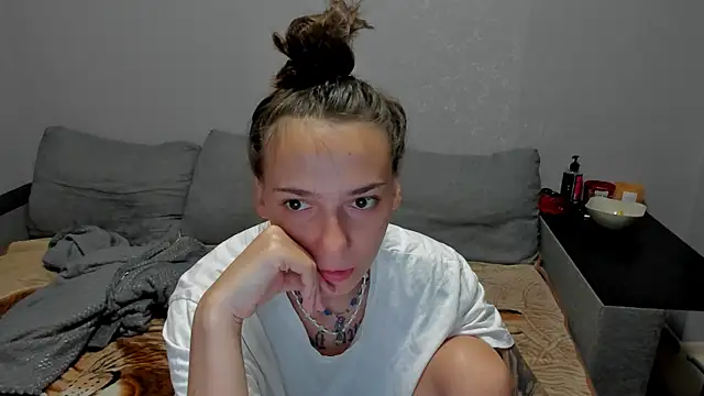 annabishop online show from December 4, 12:57 am