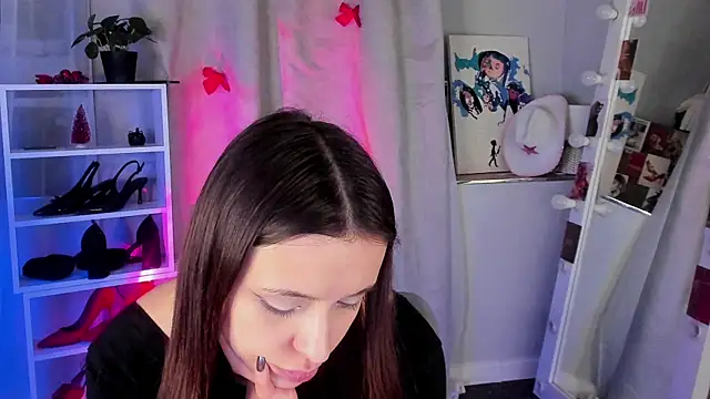 Sahara Shields online show from January 8, 10:41 am