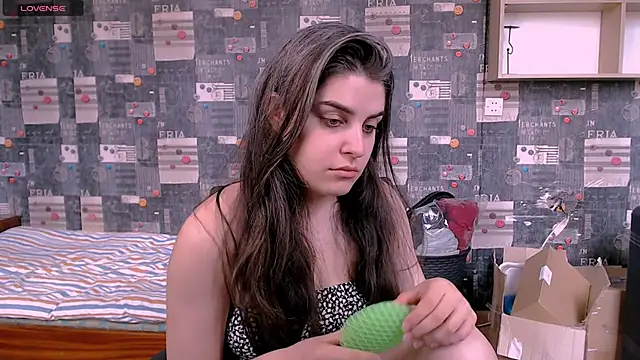 Snapshot of _Roselina_ chatting on September 12, 12:56 pm Roselina online show from September 12, 12:56 pm