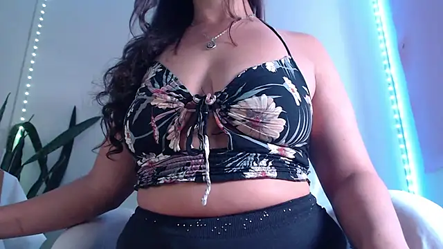 Snapshot of samy_love35 chatting on October 16, 9:06 pm samy love35 online show from October 16, 9:06 pm