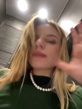 LanaSparks online show from September 14, 4:32 am