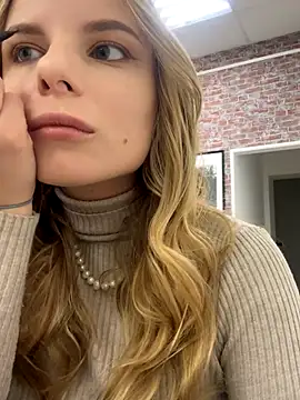 LanaSparks online show from September 19, 4:33 am