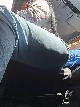 Miia Jazmin online show from November 12, 4:16 pm