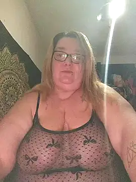 diosacurvy1984 online show from January 31, 11:25 pm